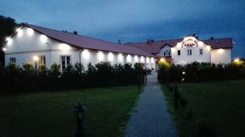 Centrum Turystyki Wiejskiej Alicja Ksiezpol المظهر الخارجي الصورة